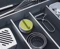 Compact Manual Can Opener with Easy Twist Release – Space-Saving Stainless Steel Blade